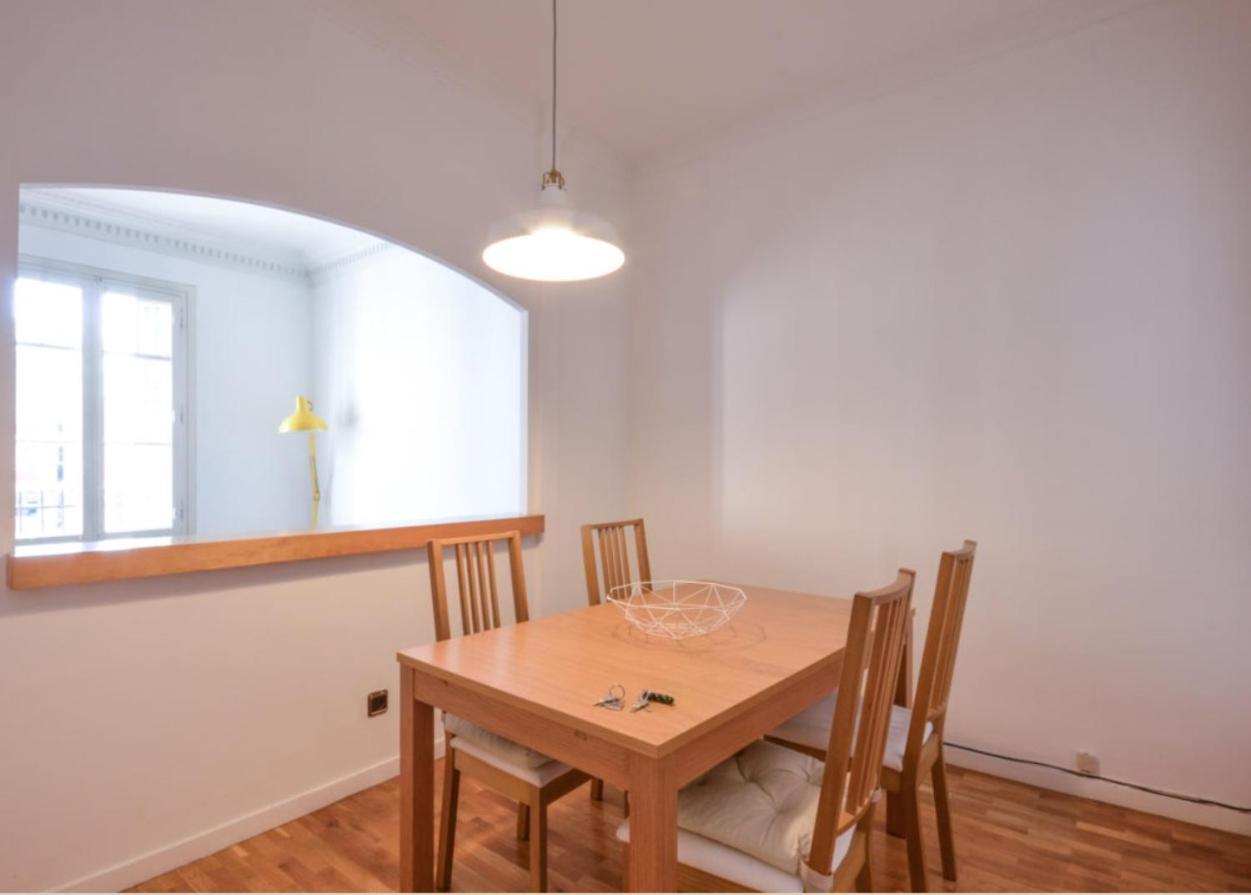 Piso En Sagrada Familia Appartement Barcelona Buitenkant foto