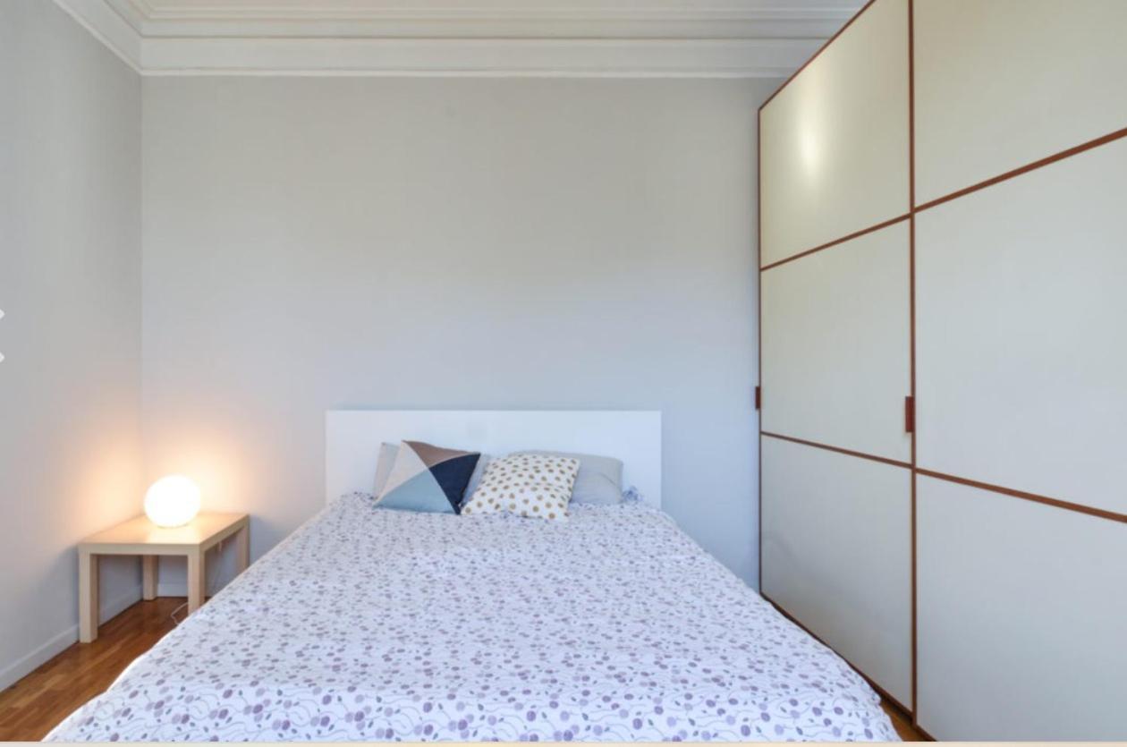 Piso En Sagrada Familia Appartement Barcelona Buitenkant foto